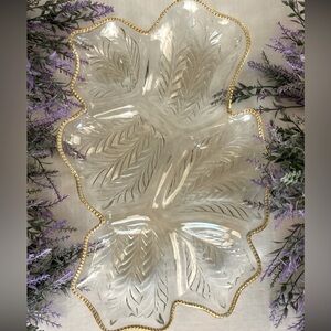 Elegant Glass Leaf-Shaped Platter with Gold Trim